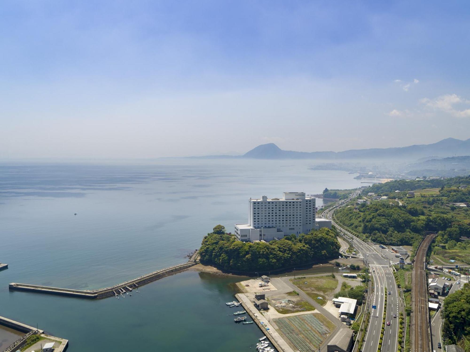 Grand Mercure Beppu Bay Resort & Spa Exterior photo